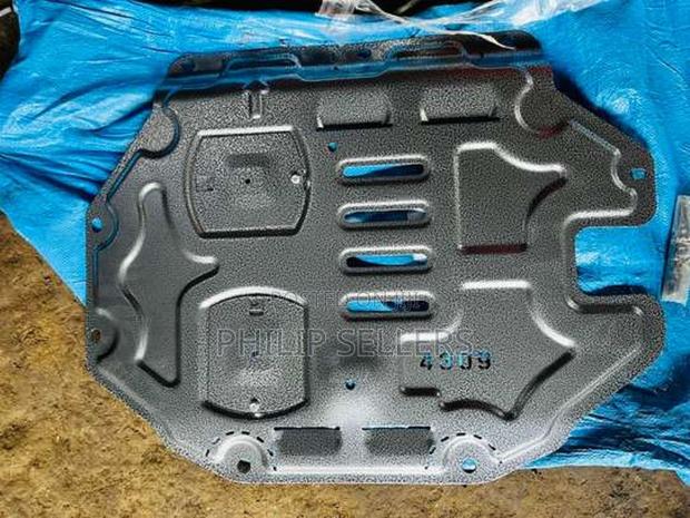 Steel Sump Guard for Audi A3/Vezel/Axela/Merc C200 Vw Mk7