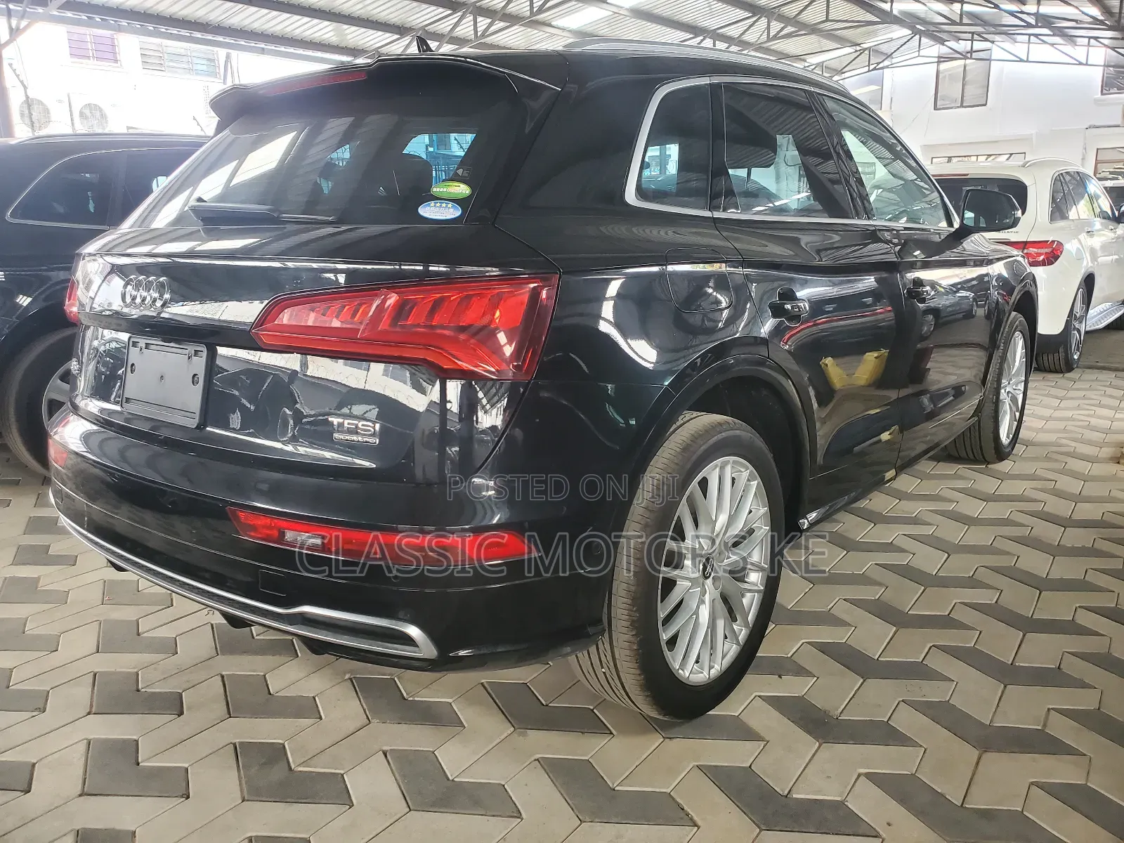 Audi Q5 2018 Black