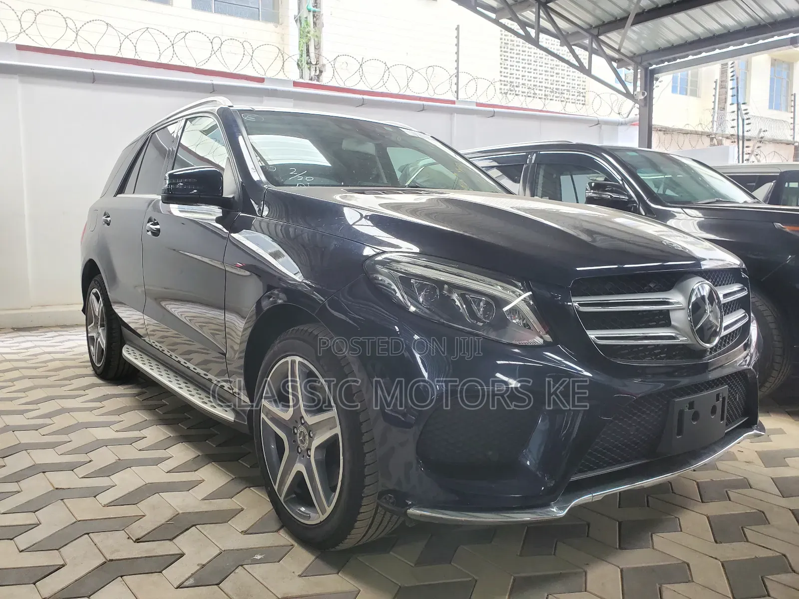 Mercedes-Benz GLE-Class GLE 350d 4MATIC 2017 Blue