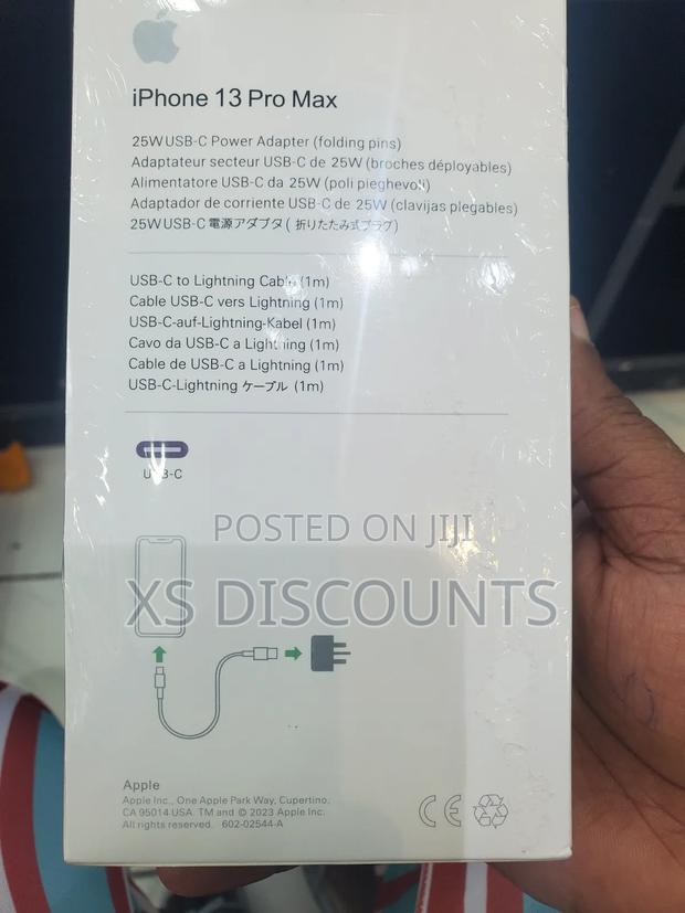 iPhone 13 Pro Max Charger - thumbnail 2