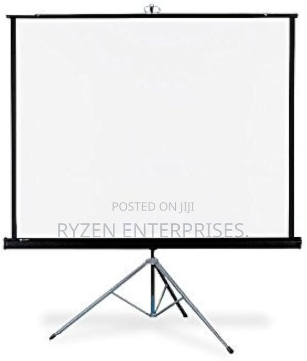 Lw TPS 200T Tripod Projector Screen 200 X 200 - main view
