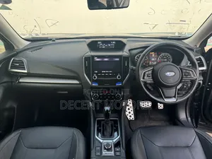 Subaru Forester 2.0XT Premium AWD 2018 Black