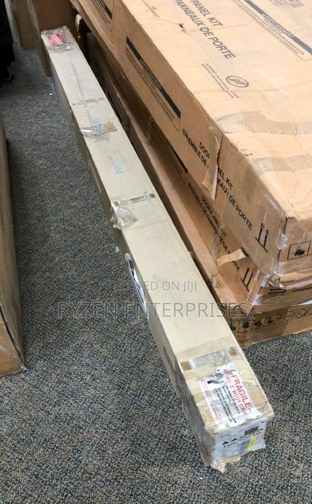 Lw Eps 200e Electric Projector Screen 200 X 200 - main view