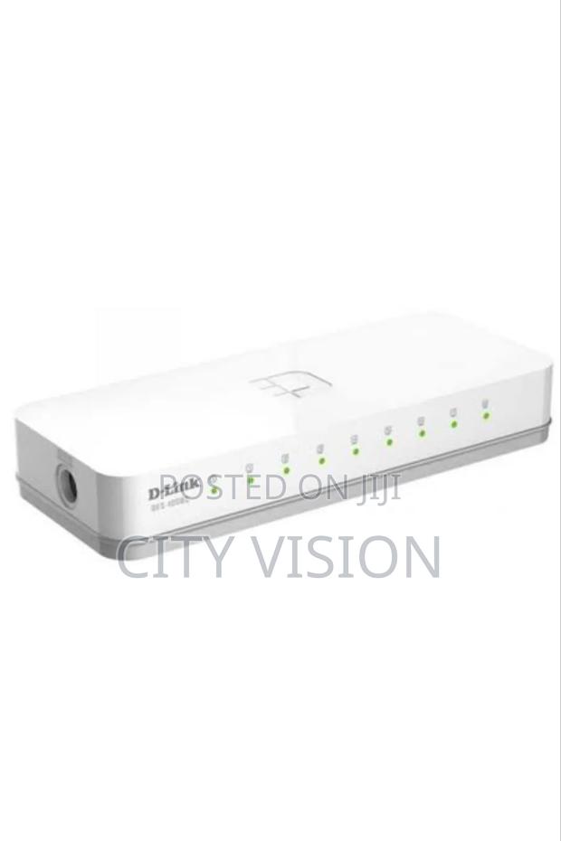 8-Port 10/100 MBPS Unmanaged Switch Des-1008c - main view