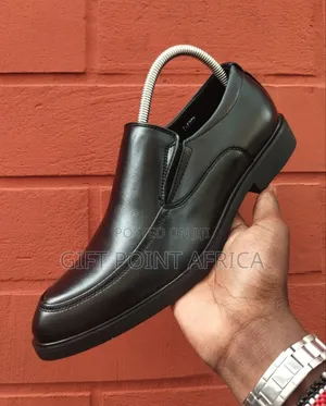 Official Shoes for Men Black in Color