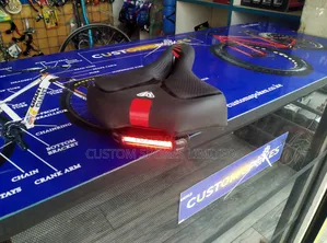 Pro Racing Saddle With Taillight