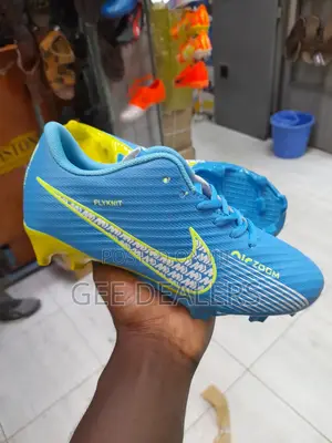 Kids Soccer Boots >Kids Football Boots Size 34-40