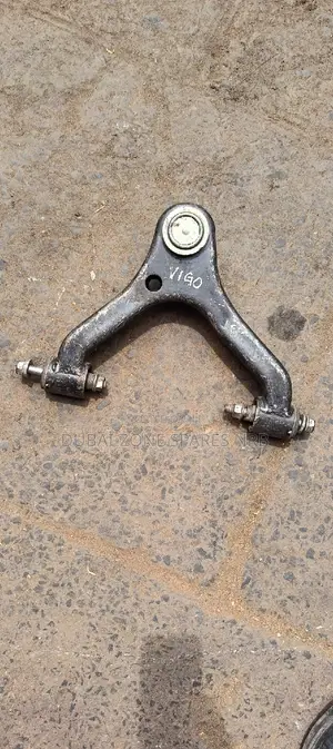 Hilux Vigo D-4d 2-Wheel Drive Upper Arms Available.
