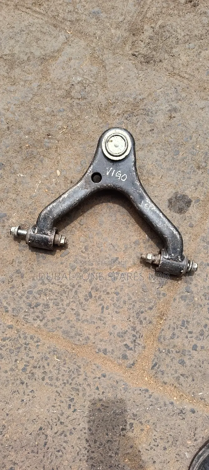 Hilux Vigo D-4d 2-Wheel Drive Upper Arms Available.