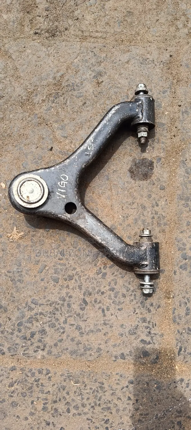 Hilux Vigo D-4d 2-Wheel Drive Upper Arms Available.
