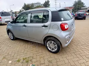 Daihatsu Boon 2018 Silver