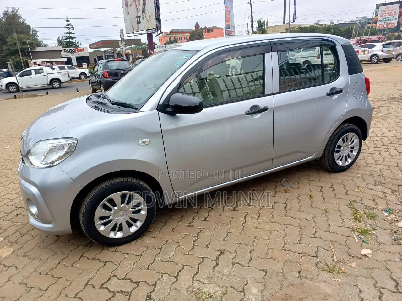 Daihatsu Boon 2018 Silver