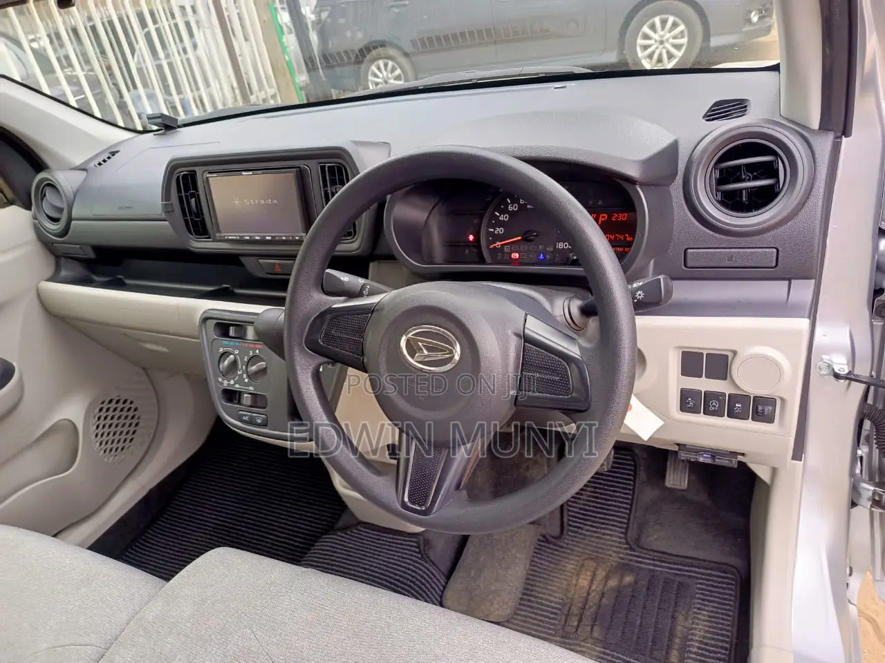 Daihatsu Boon 2018 Silver