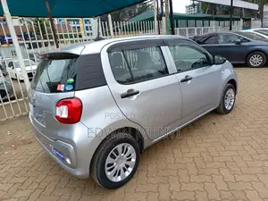Daihatsu Boon 2018 Silver