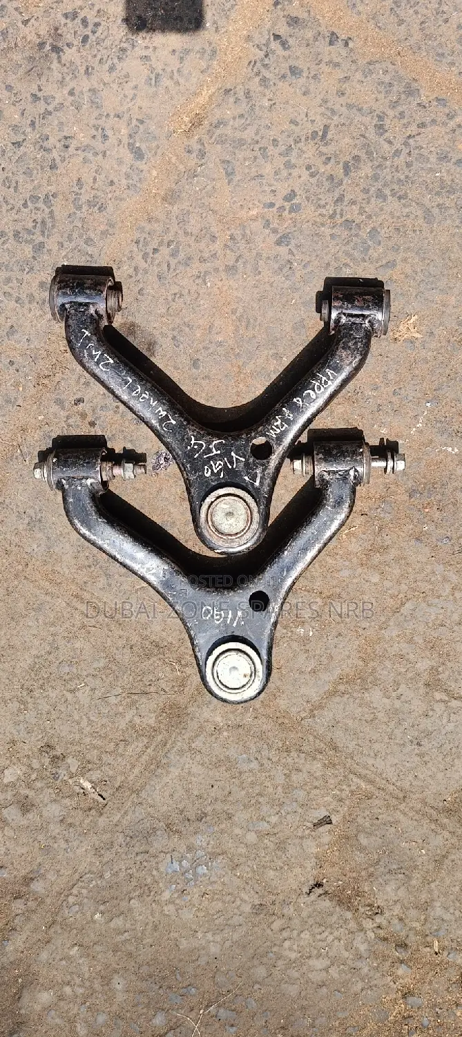 Hilux Vigo D-4d 2-Wheel Drive Upper Arms Available.