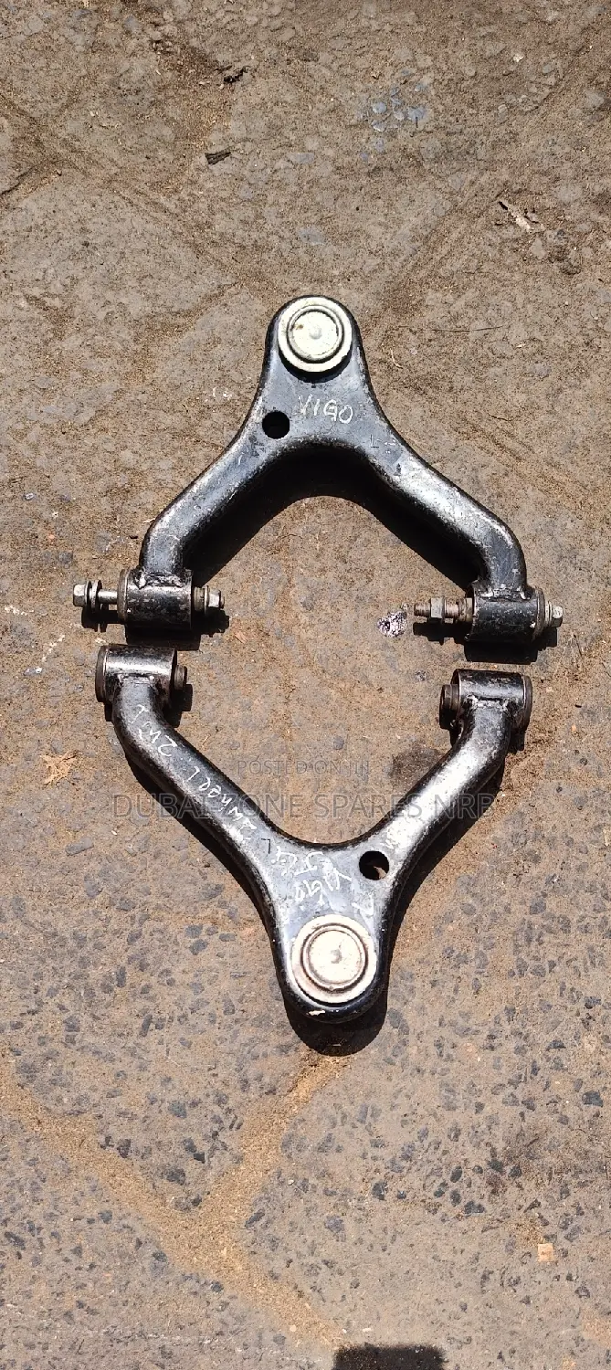 Hilux Vigo D-4d 2-Wheel Drive Upper Arms Available.