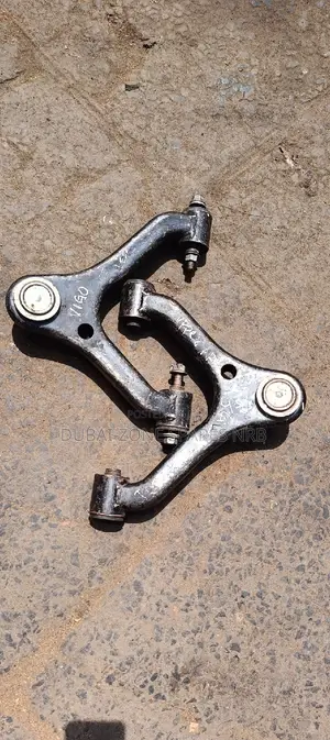 Hilux Vigo D-4d 2-Wheel Drive Upper Arms Available.
