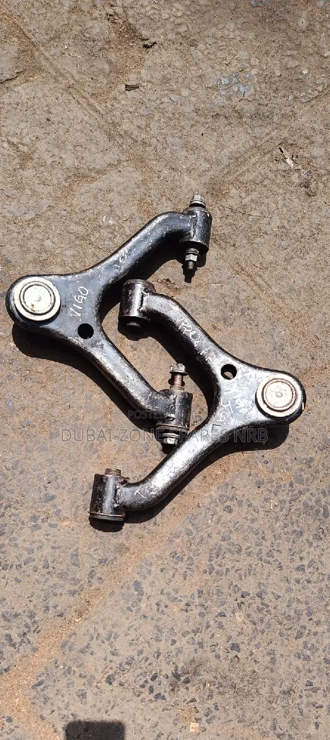 Hilux Vigo D-4d 2-Wheel Drive Upper Arms Available.