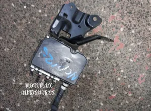 Toyota Ractis Abs Pump Assy.