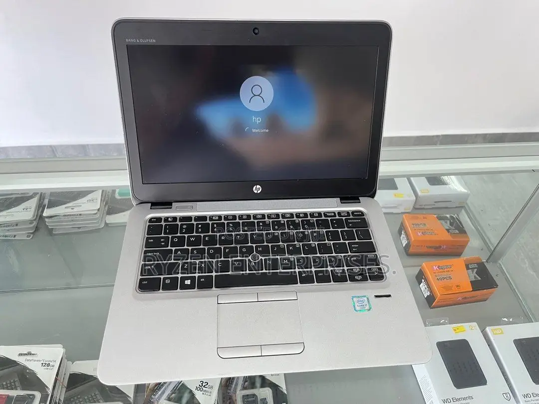Laptop HP EliteBook 820 G4 8GB Intel Core I5 SSD 256GB