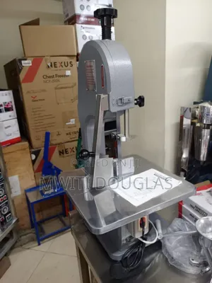 Borne Saw Machine