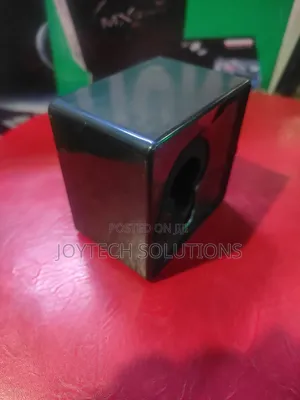 Microphone Bladding Flags ( White ? Black )