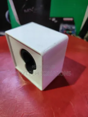 Microphone Bladding Flags ( White ? Black )