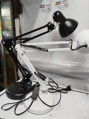Midnight Maestro - Retro Led Desk Lamp (Black)