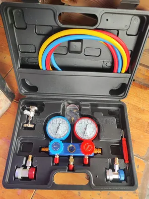 Car AC Gas Refilling, Testing and Service Manifold Gauge Set