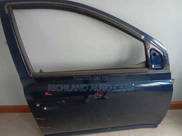 Door for Toyota Vitz Scp10 Front Right - thumbnail 2