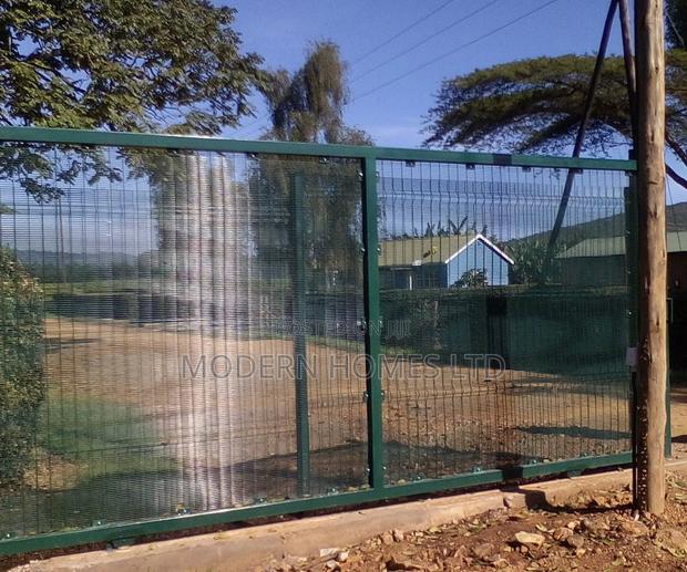 Secure Your Space: Premium Mesh Fence Solutions - thumbnail 2