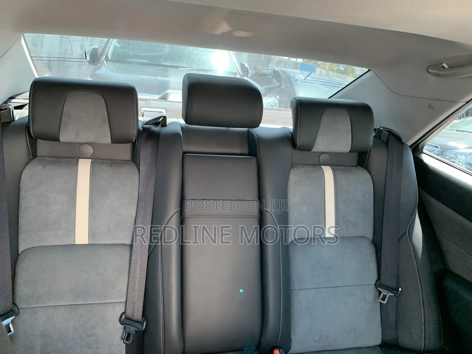 Toyota Crown 2017 Pearl