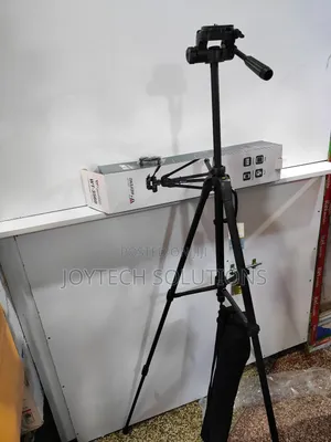 Strong Camera/ Camcorder Tripod Stand.Tall 1.6meter High