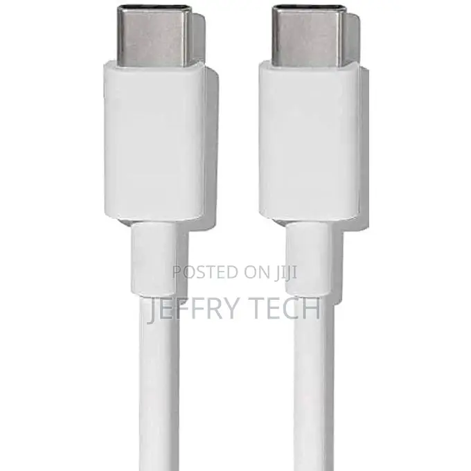 Short Type-C to Type-C Power Bank Cable for Charging and Syn