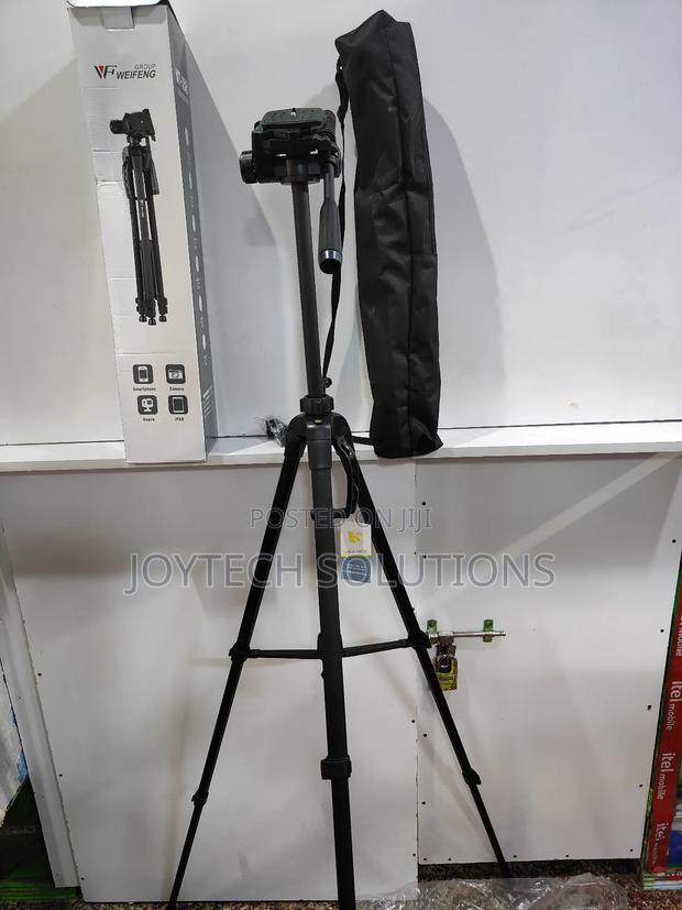 DSLR Tall Tripod Portable Aluminium Stand. - main view
