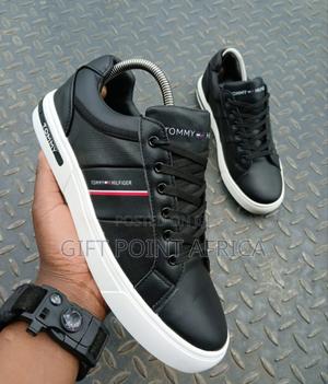 Black Tommy Hilfiger Smart Casual for Men - thumbnail 2