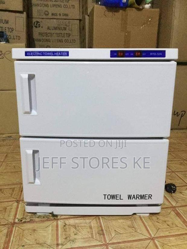 Double Door Uv Towel Warmer With Sterilizer