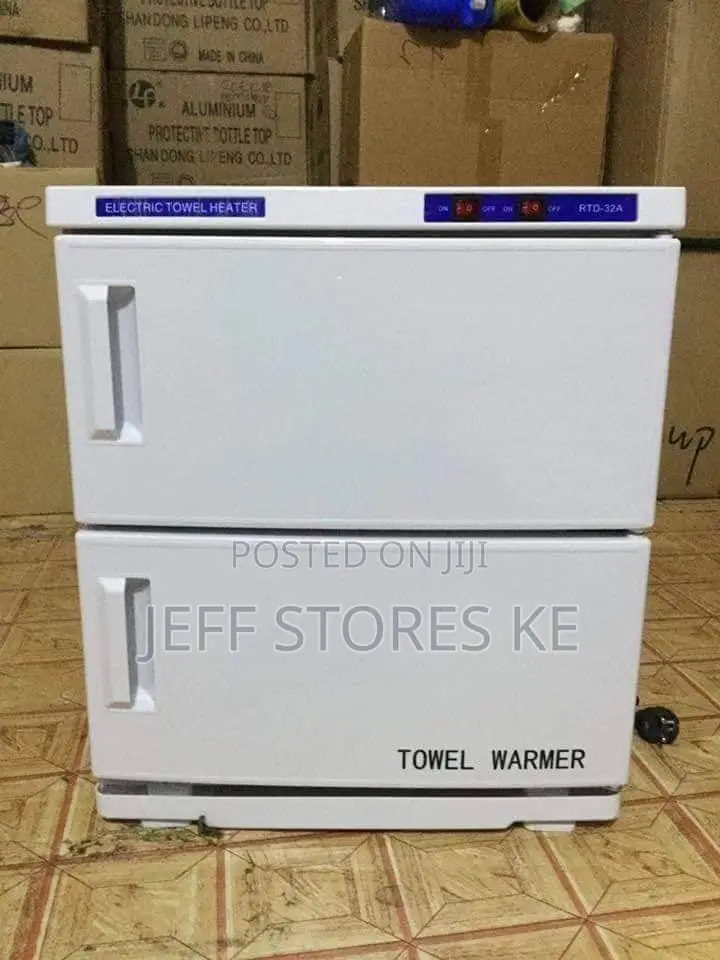 Double Door Uv Towel Warmer With Sterilizer