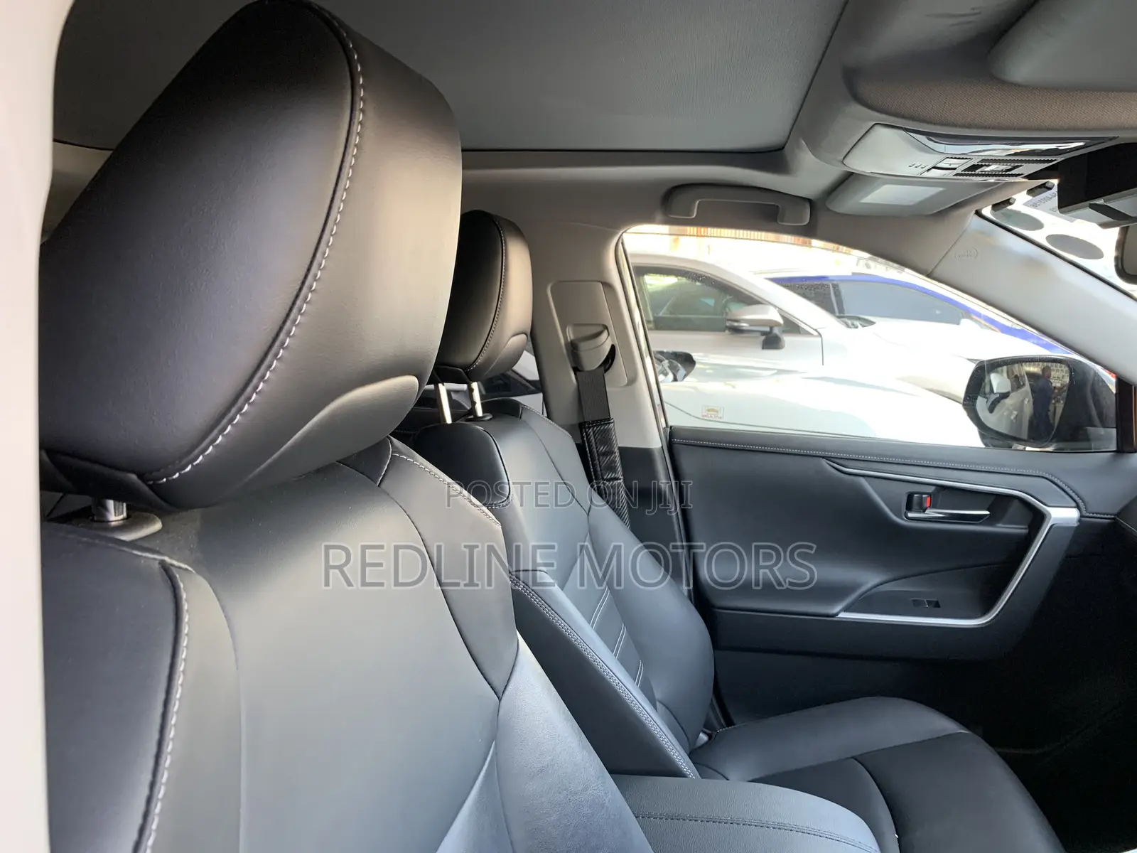 Toyota RAV4 Limited FWD 2019 Blue
