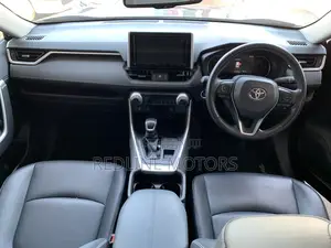 Toyota RAV4 Limited FWD 2019 Blue