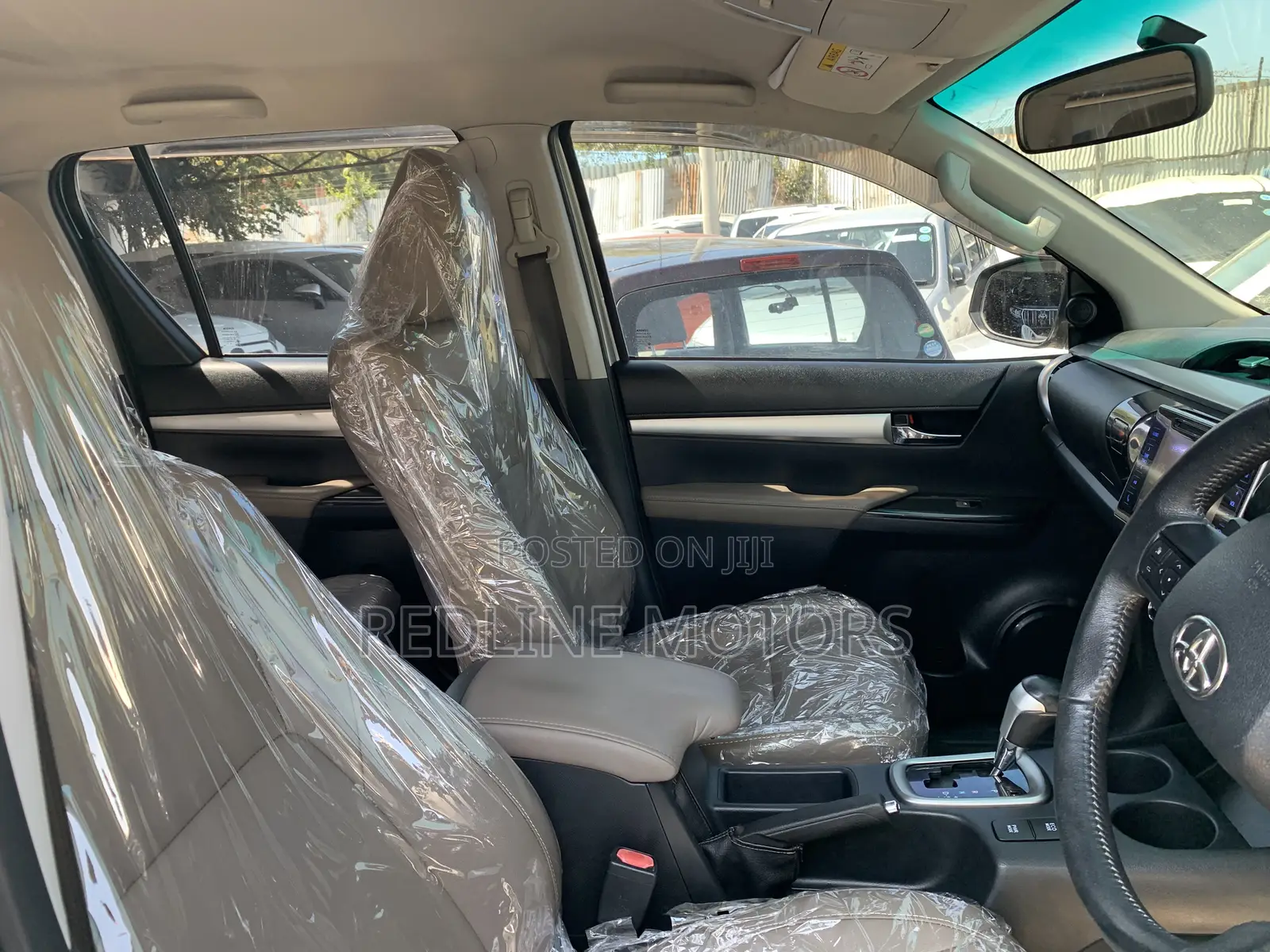 Toyota Hilux 2016 Silver