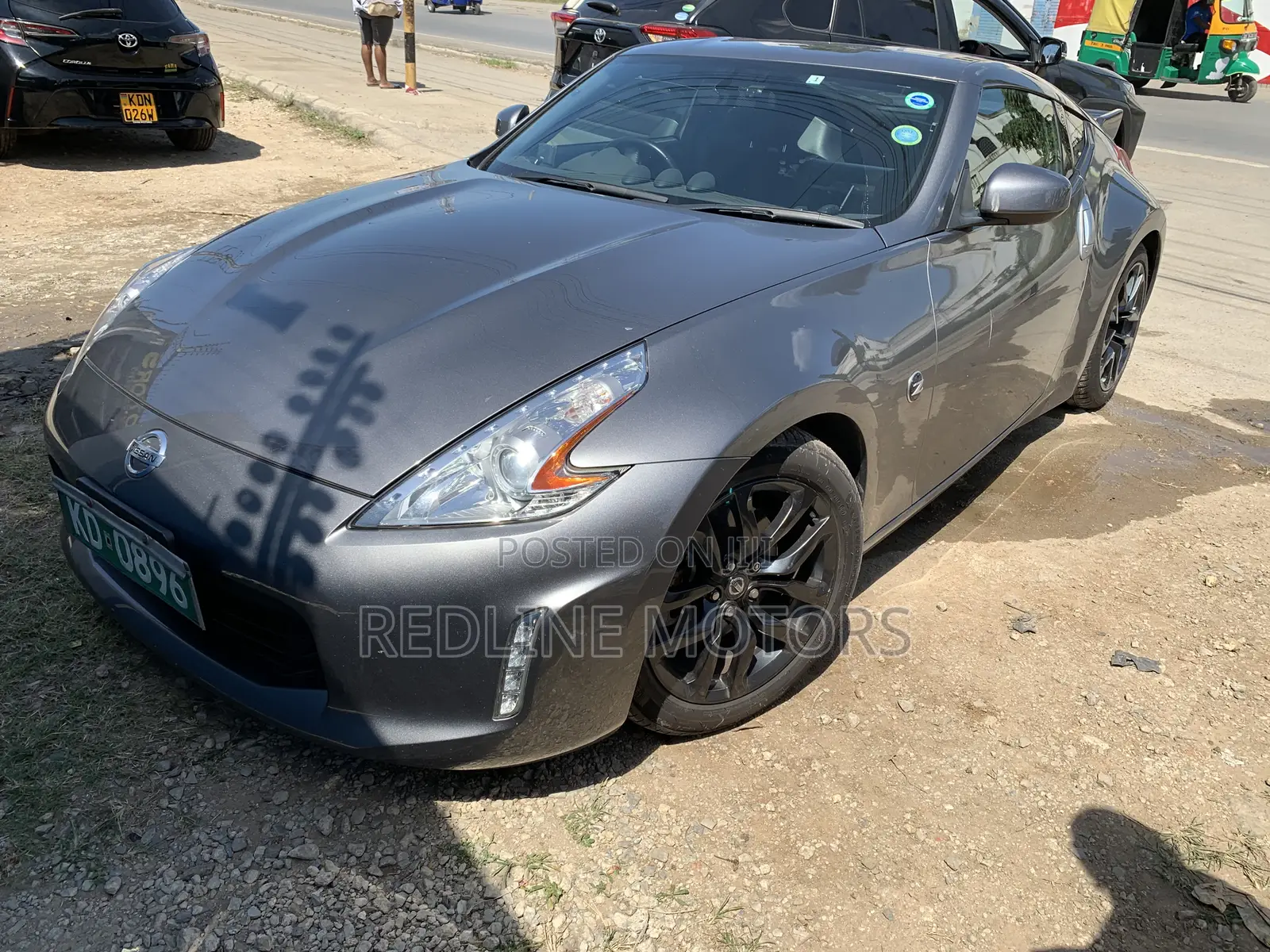 Nissan Fairlady 2017 Silver