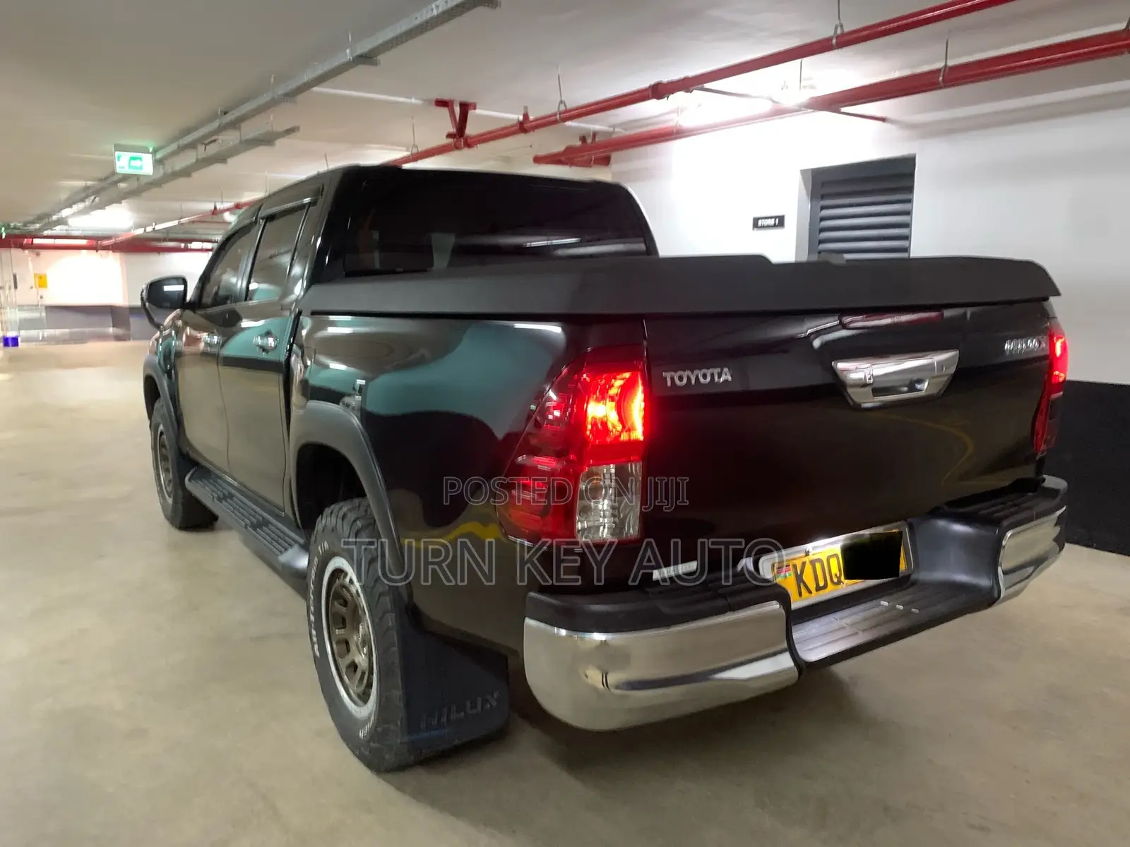 Toyota Hilux Revo Double Cab Deisel 2.4 AWD 2018 Black