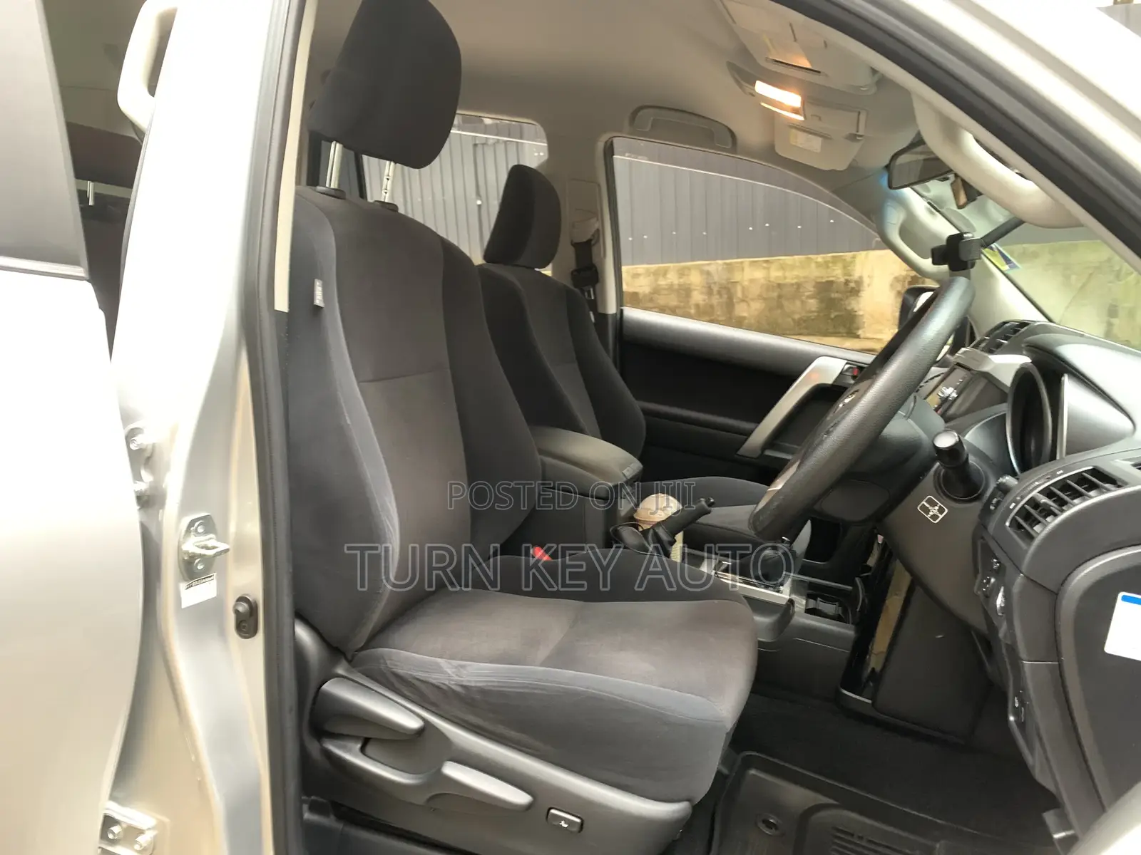 Toyota Land Cruiser Prado 2.8 2017 Silver