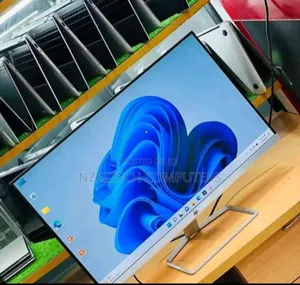 Utra Slim 27 Inch's HP Edge to Edge Monitor