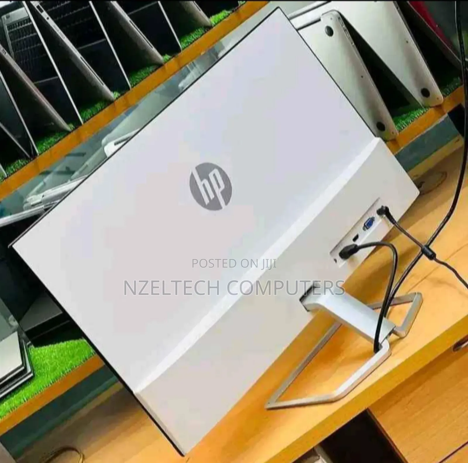 Utra Slim 27 Inch's HP Edge to Edge Monitor