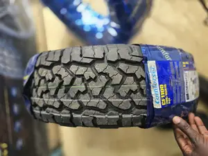 205/65r15 Comfoser a/T Cf 1100