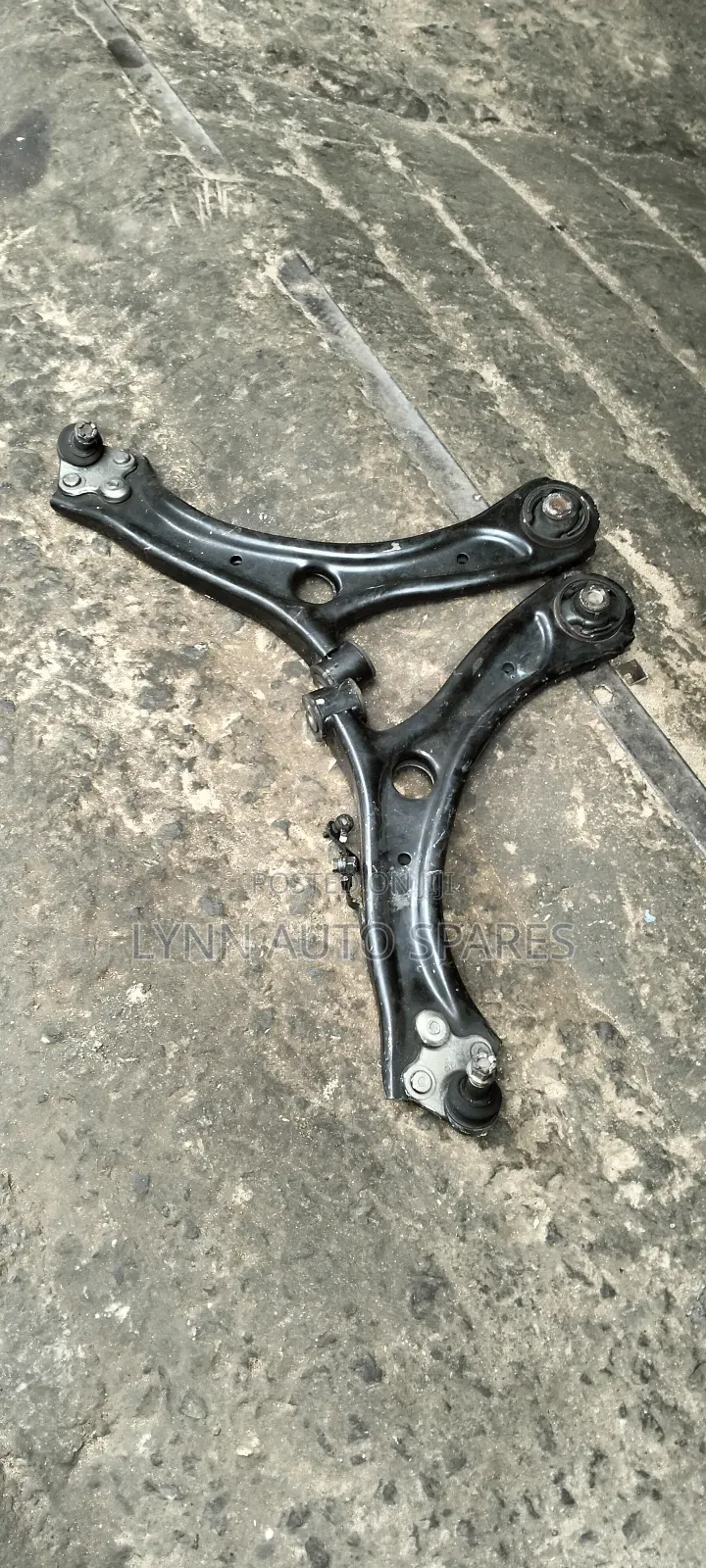 Honda Vezel Control Arm