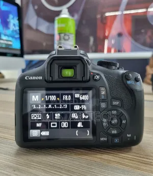 Canon Rebel T7