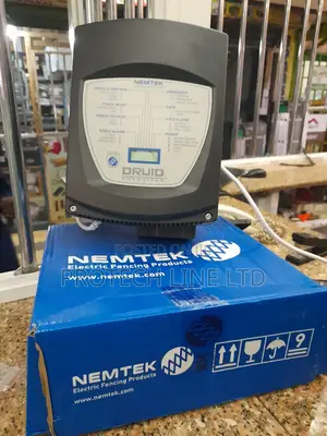 Nemtek Druid 13 LCD Electric Fence Energizer